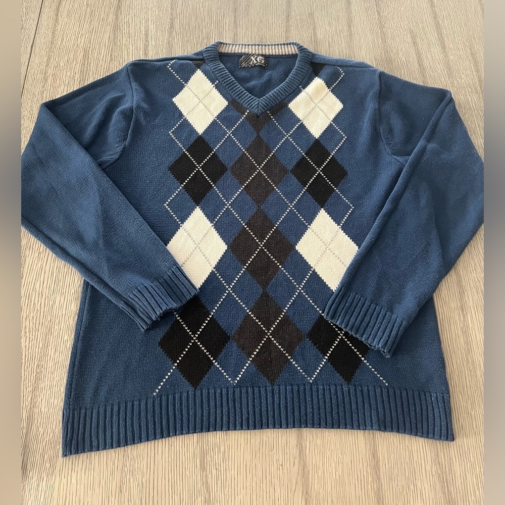 XG boys  V- neck  blue Argyle  sweater